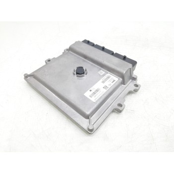 Recambio de centralita motor uce para renault clio iv technofeel referencia OEM IAM 237104736R  