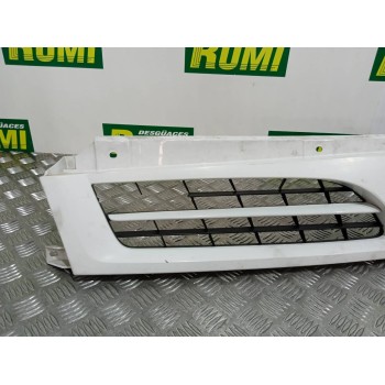 Recambio de rejilla delantera para nissan interstar (x70) caja cerrada, l 1h1, batalla corta 2,8t referencia OEM IAM 8200233587 
