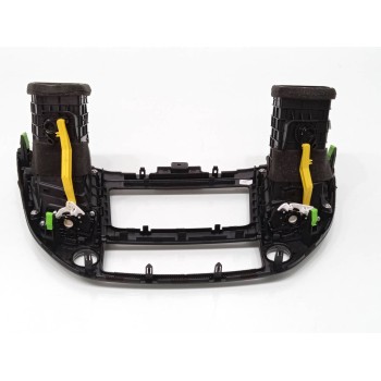 Recambio de rejilla aireadora para hyundai tucson 1.7 crdi cat referencia OEM IAM 84740D7200  