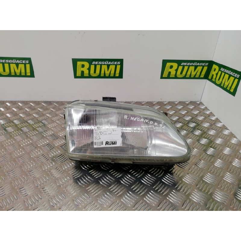 Recambio de faro derecho para renault megane i berlina hatchback (ba0) 1.4e rl referencia OEM IAM 7701683671  
