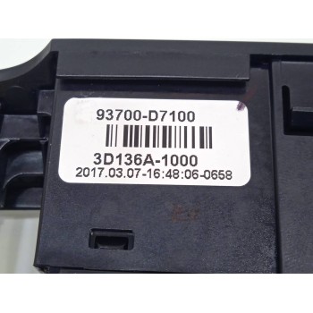 Recambio de warning para hyundai tucson 1.7 crdi cat referencia OEM IAM 93700D7100  