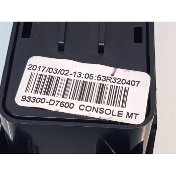 Recambio de interruptor para hyundai tucson 1.7 crdi cat referencia OEM IAM 93300D7600  