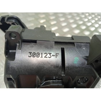 Recambio de cerradura puerta delantera izquierda para renault clio grandtour dynamique referencia OEM IAM 300123F  