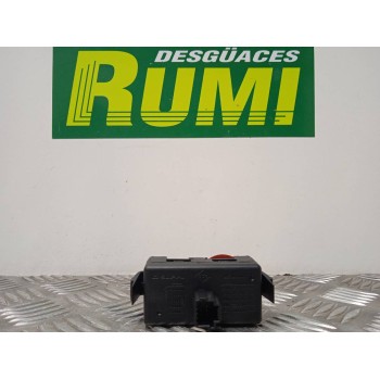 Recambio de warning para renault clio grandtour dynamique referencia OEM IAM 8200214896 8200483813 8200409382