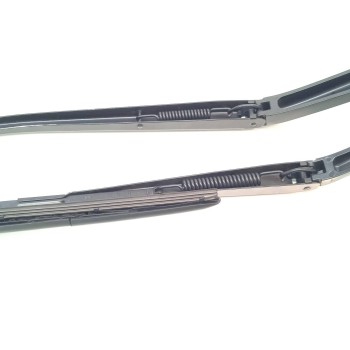 Recambio de brazo limpia delantero derecho para hyundai tucson 1.7 crdi cat referencia OEM IAM   