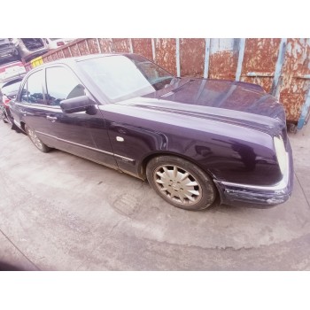 mercedes-benz clase e (w210) berlina diesel del año 1999