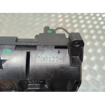 Recambio de cerradura puerta delantera derecha para renault clio grandtour dynamique referencia OEM IAM 300125E  