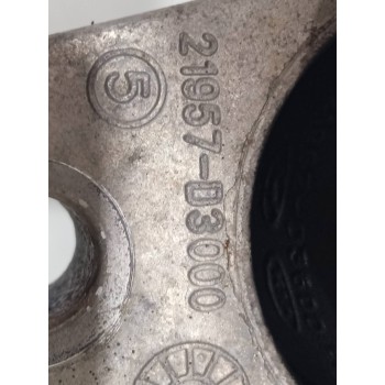 Recambio de soporte motor para hyundai tucson 1.7 crdi cat referencia OEM IAM 21957D3000  
