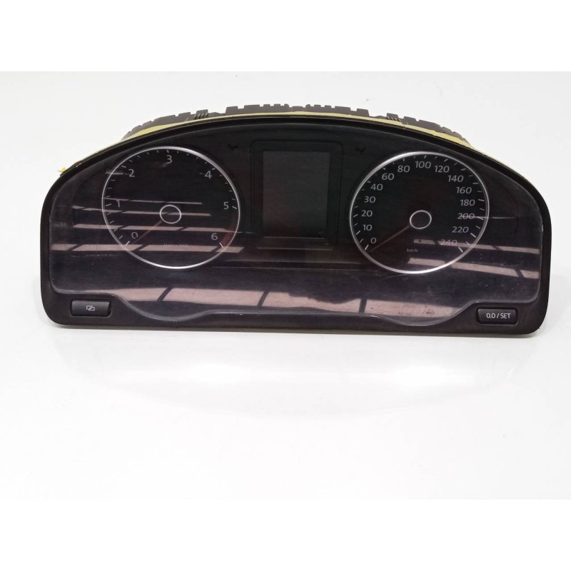 Recambio de cuadro instrumentos para volkswagen t5 transporter (7e) kombi-mittelhochdach lang 4motion referencia OEM IAM 7E09208