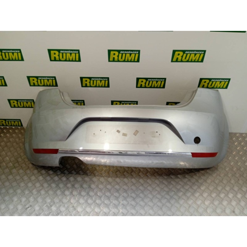 Recambio de paragolpes trasero para seat leon (1p1) 1.9 tdi referencia OEM IAM 1P0807421  