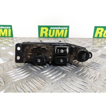 Recambio de mando elevalunas delantero izquierdo para hyundai lantra berlina (rd) 1.6 gls referencia OEM IAM  9357029050 