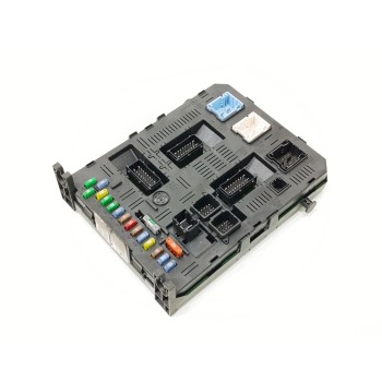 Recambio de caja reles / fusibles para citroën c4 berlina collection referencia OEM IAM 9661940480  