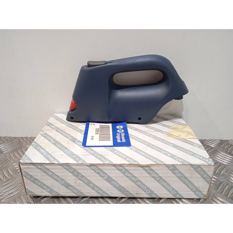 Recambio de maneta interior trasera derecha para fiat doblo (119) 1.9 jtd family referencia OEM IAM 735306294  