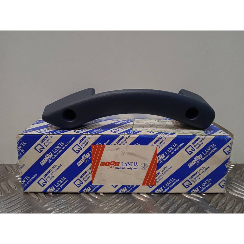 Recambio de maneta interior trasera izquierda para fiat doblo (119) 1.9 jtd cat referencia OEM IAM 735309965  