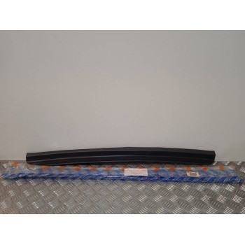 Recambio de spoiler paragolpes delantero para fiat punto berlina (188) 1.8 16v hgt referencia OEM IAM 735281326  