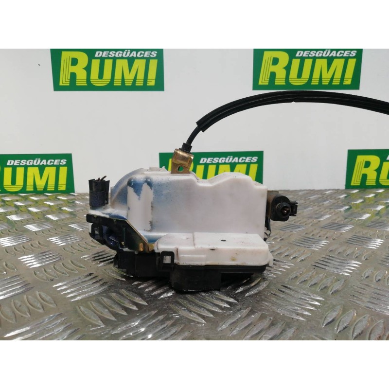 Recambio de cerradura puerta delantera derecha para seat ibiza (6k1) signo referencia OEM IAM 6K3837016D  