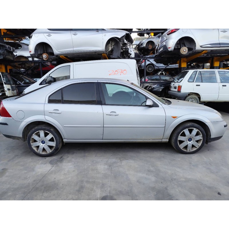 ford mondeo berlina (ge) del año 2001