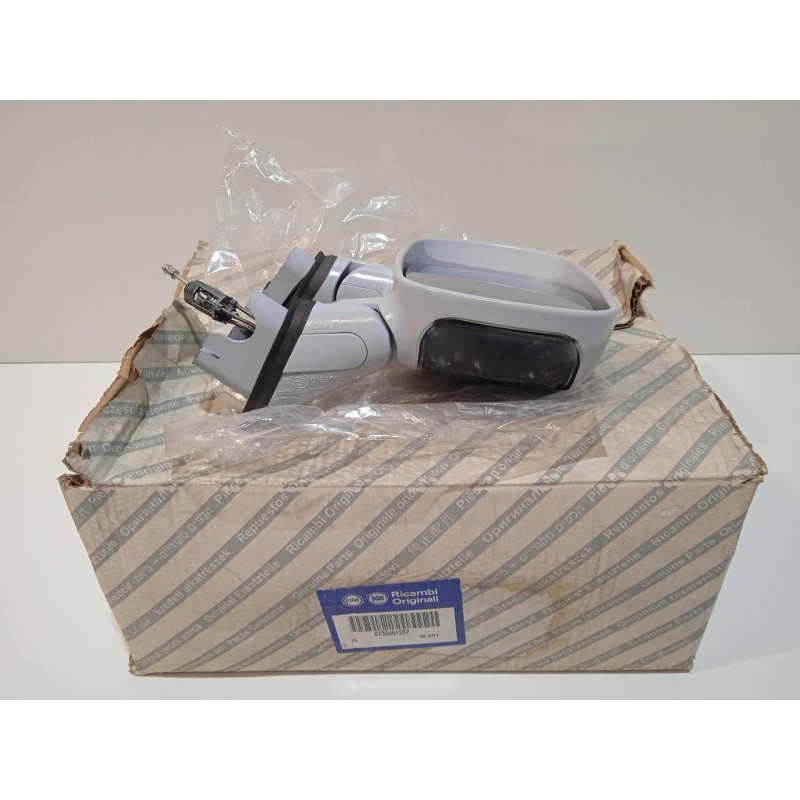 Recambio de retrovisor derecho para fiat doblo (119) 1.9 jtd family referencia OEM IAM 0158099  