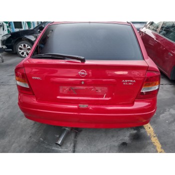 opel astra g berlina del año 1998