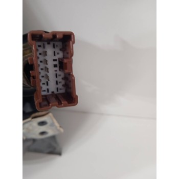 Recambio de puerta trasera izquierda para dacia sandero sl 2019 referencia OEM IAM   