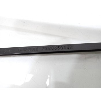 Recambio de brazo limpia delantero derecho para dacia sandero sl 2019 referencia OEM IAM 288865045R  