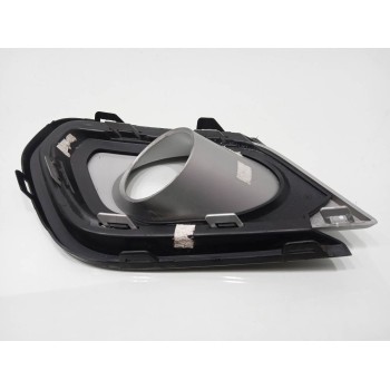 Recambio de rejilla paragolpes derecha para dacia sandero sl 2019 referencia OEM IAM 261A28671R  