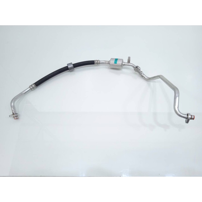 Recambio de tubos aire acondicionado para dacia sandero sl 2019 referencia OEM IAM 924546917R 924801845R  