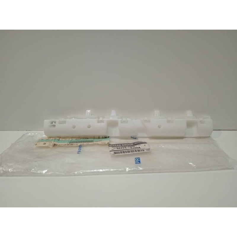 Recambio de no identificado para nissan nv 200 (m20) referencia OEM IAM 62224BJ00A  