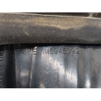 Recambio de piloto trasero derecho interior para seat leon (1m1) signo referencia OEM IAM 1M6945092B  