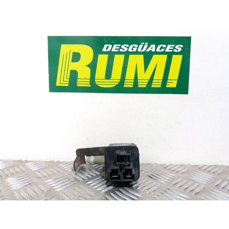 Recambio de caja precalentamiento para nissan terrano/terrano.ii (r20) comfort referencia OEM IAM 25230G2400  