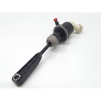 Recambio de bomba embrague para dacia sandero sl 2019 referencia OEM IAM 306100394R  