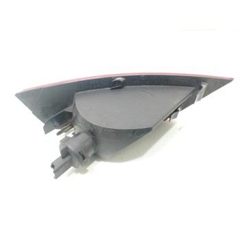 Recambio de piloto trasero derecho paragolpes para ford focus berlina (cap) referencia OEM IAM 8V4115K272AB  