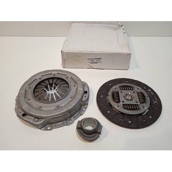 Recambio de kit embrague para nissan cabstar e referencia OEM IAM 699860  