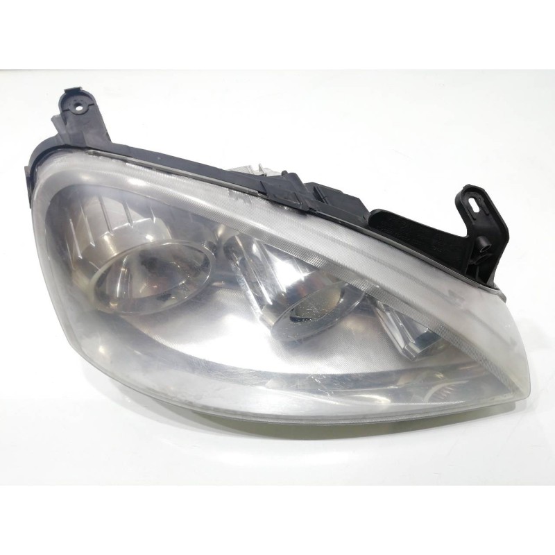 Recambio de faro derecho para opel corsa c referencia OEM IAM 13100536  