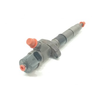 Recambio de inyector para renault master ii phase 2 caja cerrada l1h1 caja cerrada 3.3 to referencia OEM IAM 8200084534  