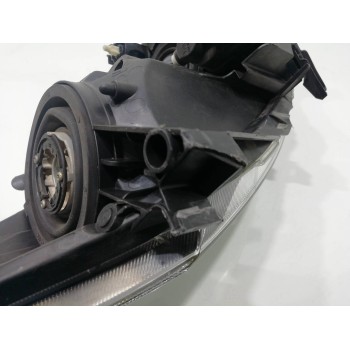 Recambio de faro izquierdo para toyota auris referencia OEM IAM 8115002460  