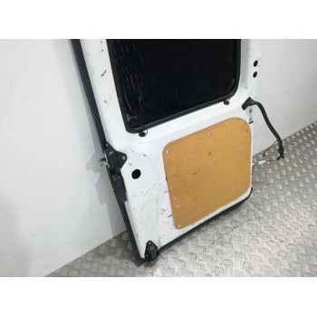 Recambio de puerta trasera izquierda para peugeot expert kombi confort acristaldo (5 asientos) referencia OEM IAM   