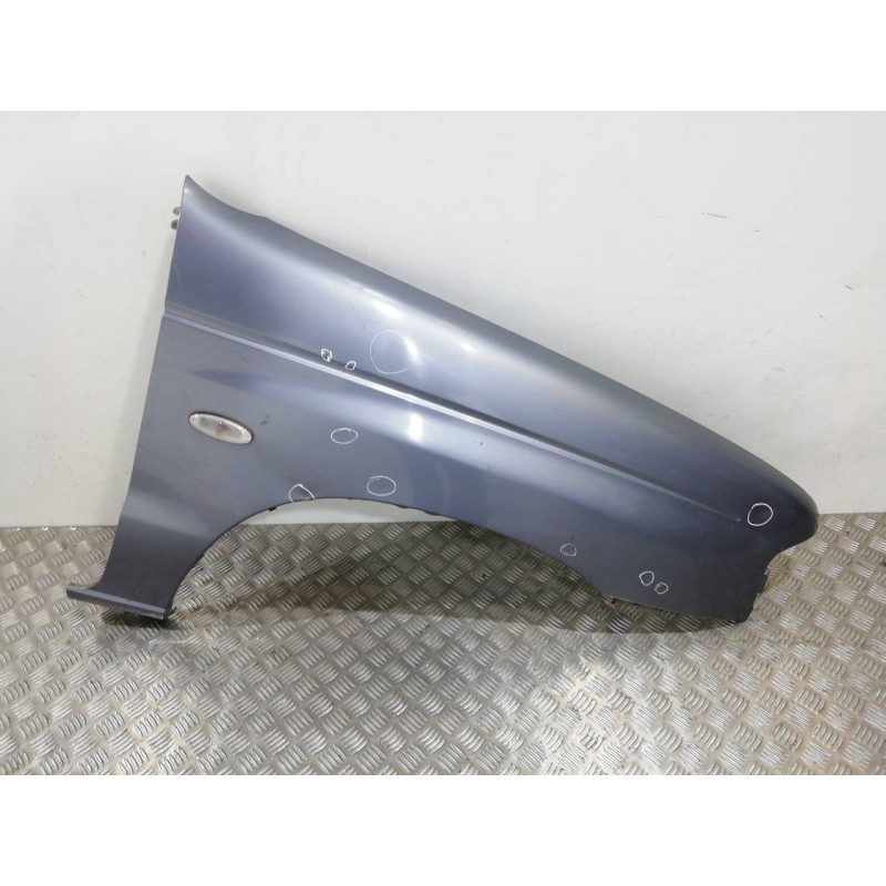 Recambio de aleta delantera derecha para mazda b-serie (un) dx cabina larga referencia OEM IAM   