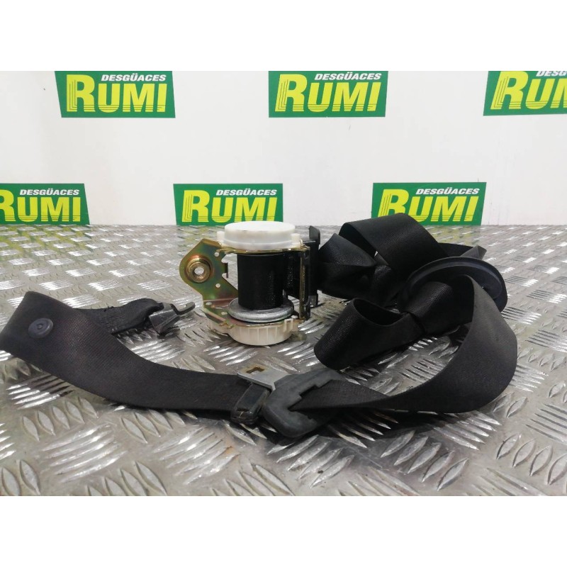 Recambio de cinturon seguridad delantero derecho para bmw serie 1 berlina (e81/e87) 118d referencia OEM IAM 33048192  