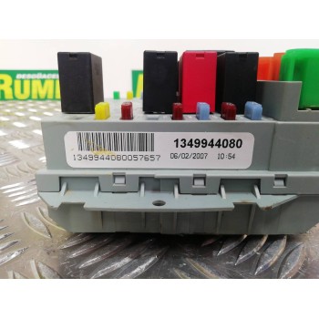 Recambio de caja reles / fusibles para fiat ducato caja cerrada 33 (06.2006 =>) l1h1 100 multijet referencia OEM IAM 1349944080 