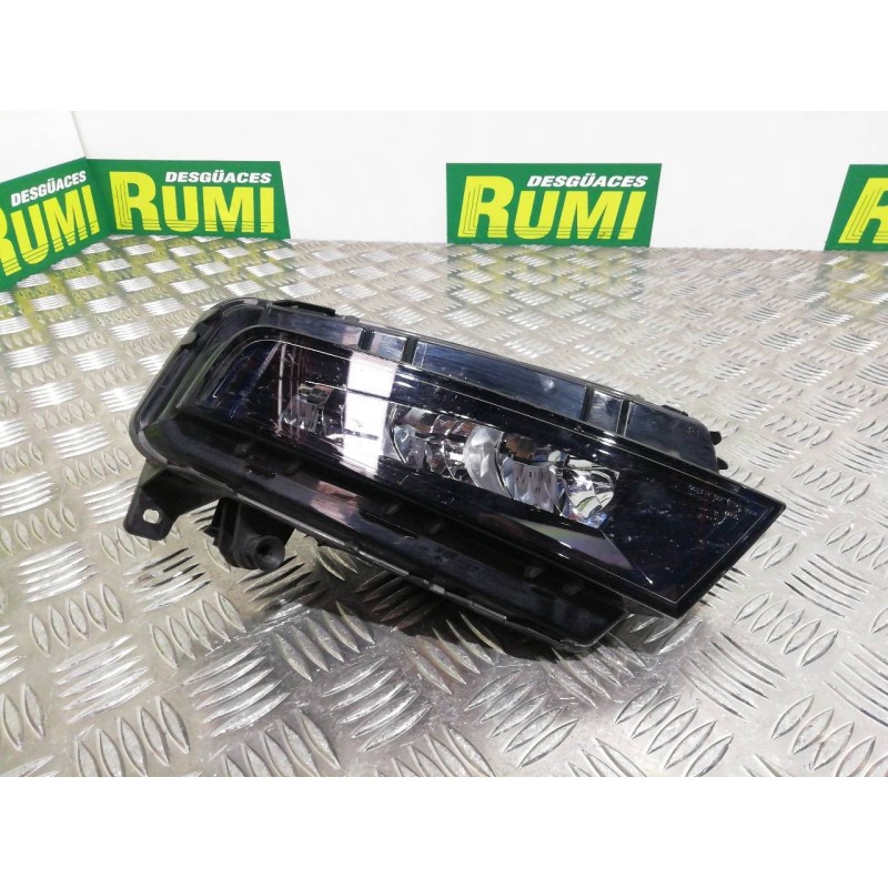 Recambio de faro antiniebla derecho para seat ateca (kh7) fr referencia OEM IAM 575941700A  
