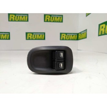 Recambio de mando elevalunas delantero izquierdo para peugeot 306 berlina 3/4/5 puertas (s2) graffic referencia OEM IAM 8345  