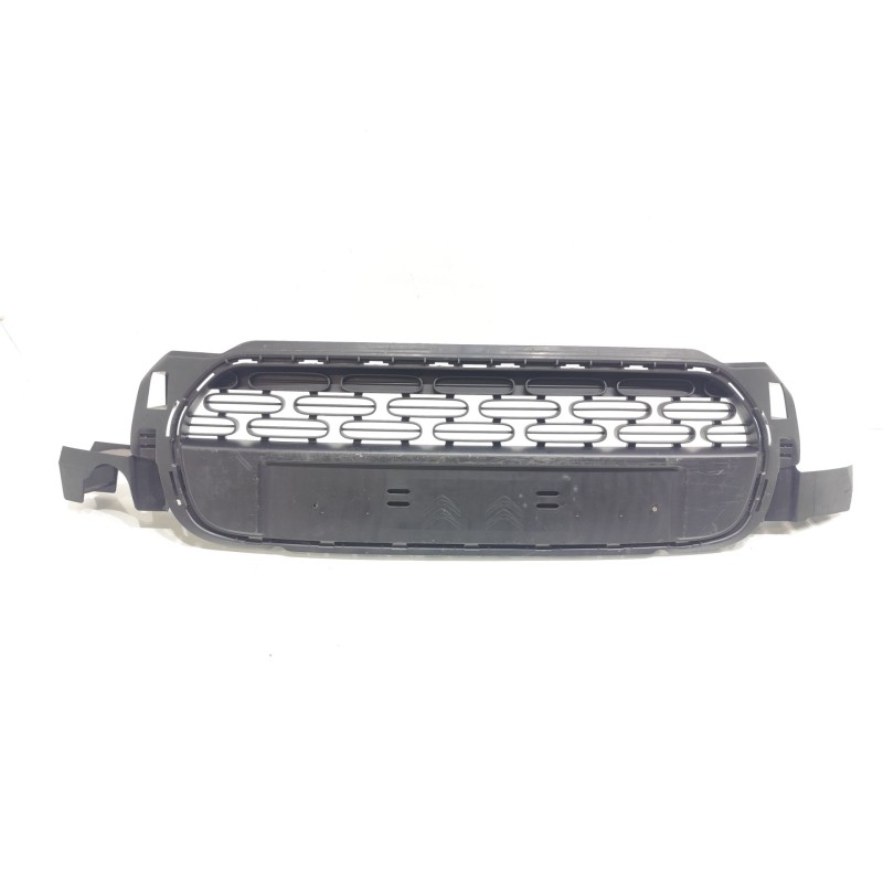 Recambio de rejilla paragolpes central para citroën c3 shine referencia OEM IAM 9833504580  