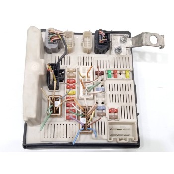 Recambio de caja reles / fusibles para renault megane ii coupe/cabrio authentique referencia OEM IAM 8200481866 8200481866H  
