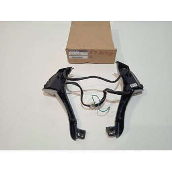 Recambio de mando volante para nissan pulsar (c13) referencia OEM IAM 255504BC3A  