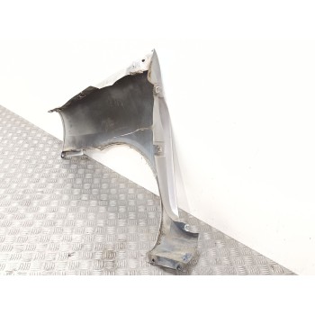 Recambio de aleta delantera derecha para renault clio ii fase ii (b/cb0) authentique referencia OEM IAM 82000523780  