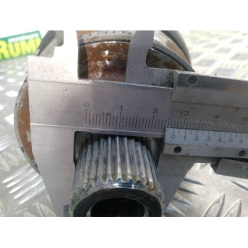 Recambio de transmision delantera derecha para audi a6 berlina (4b2) 1.8 t referencia OEM IAM 8B0407272AA  