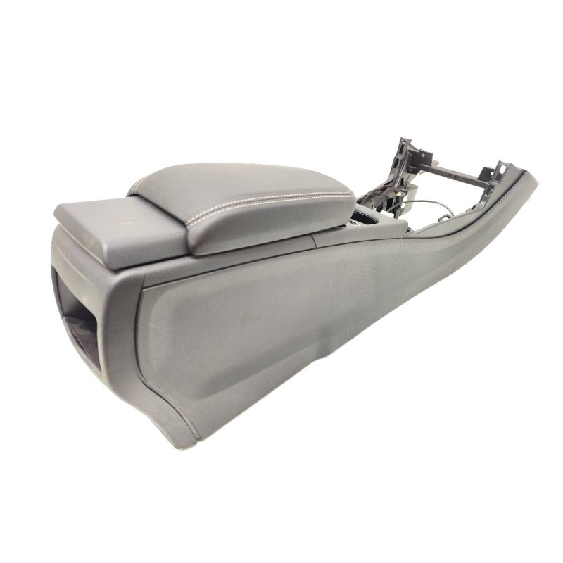 Recambio de apoyabrazos central para mercedes-benz clase a (w176) a 200 cdi blueefficiency (176.001) referencia OEM IAM E0517610