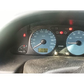 citroën xsara berlina del año 2002