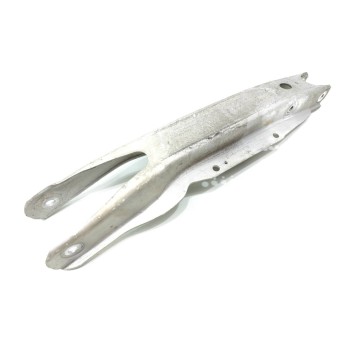 BRAZO SUSPENSION INFERIOR TRASERO DERECHO A2463520202 